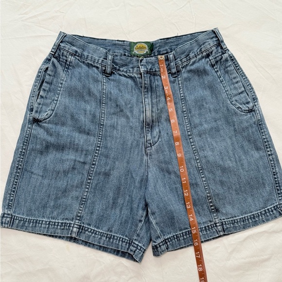 Cabela’s Women’s Denim Shorts Size 10 – Classic Casual Style - Picture 8 of 8